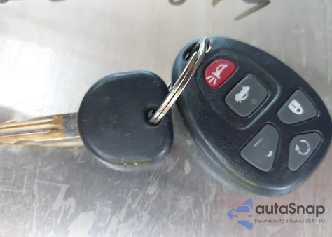 2008 Chevrolet Suburban 1500 Lt z USA, uszkodzony, nr VIN 1GNFC16J18J212846